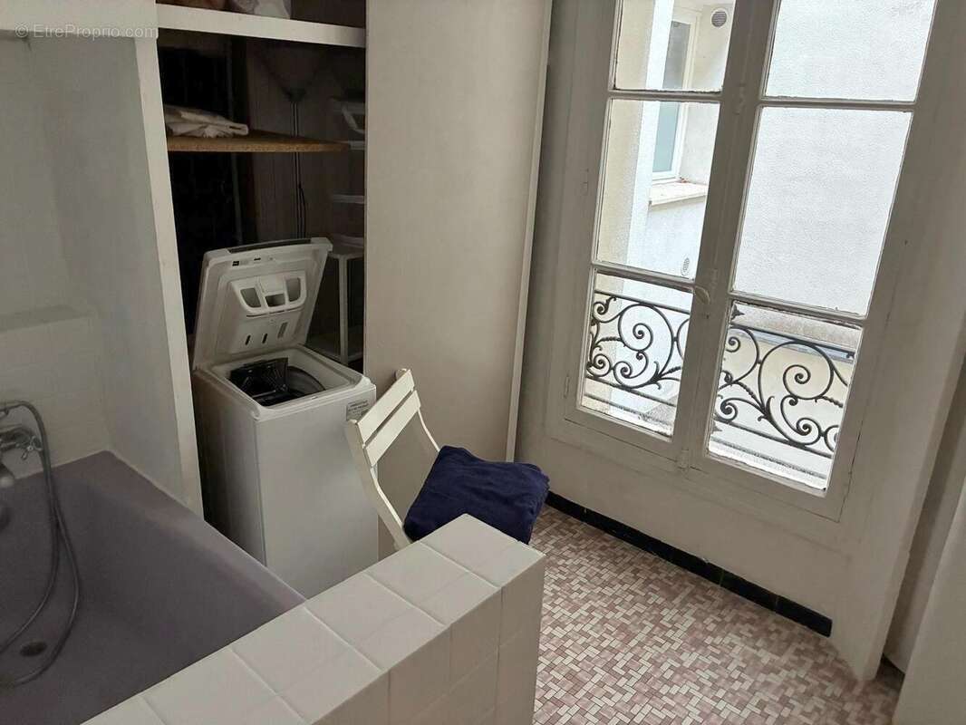 Appartement à PARIS-9E