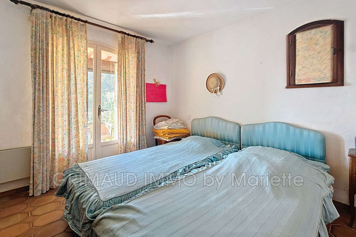 Maison 141 m² à Grimaud  - photo 5