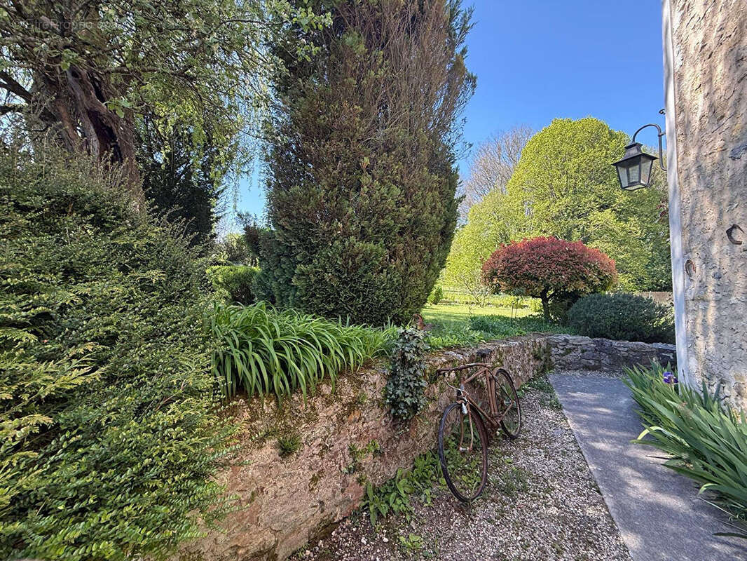 Maison à CROUY-SUR-OURCQ