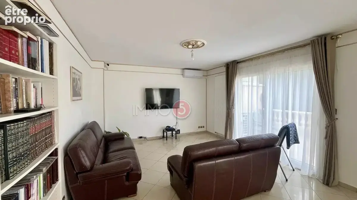 Maison 10 pièces 192 m² à vendre à Gagny (93220) - photo 3