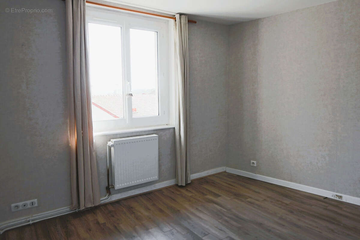 Maison à ENVAL