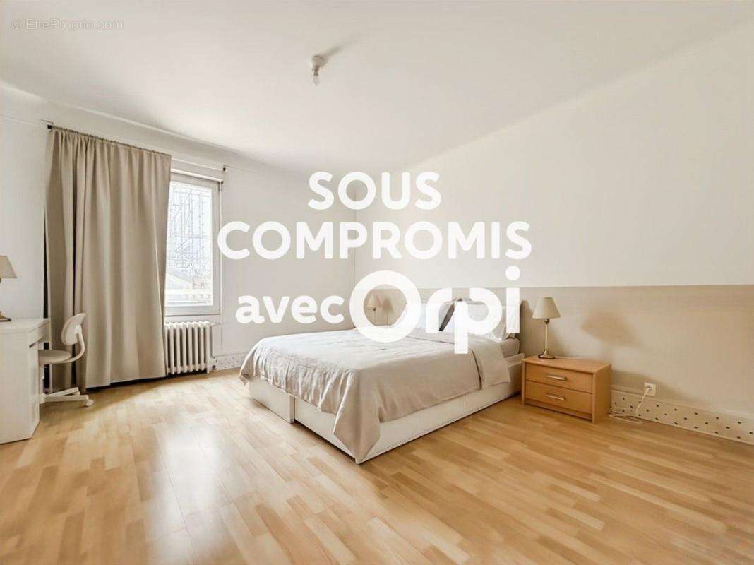 Appartement À Vendre - photo 3