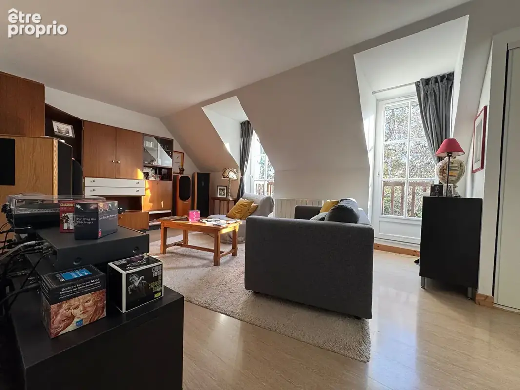 Jolie maison récente  familiale avec très beau jardin Montfort L'Amaury 7 pièces 170 m2 - photo 6