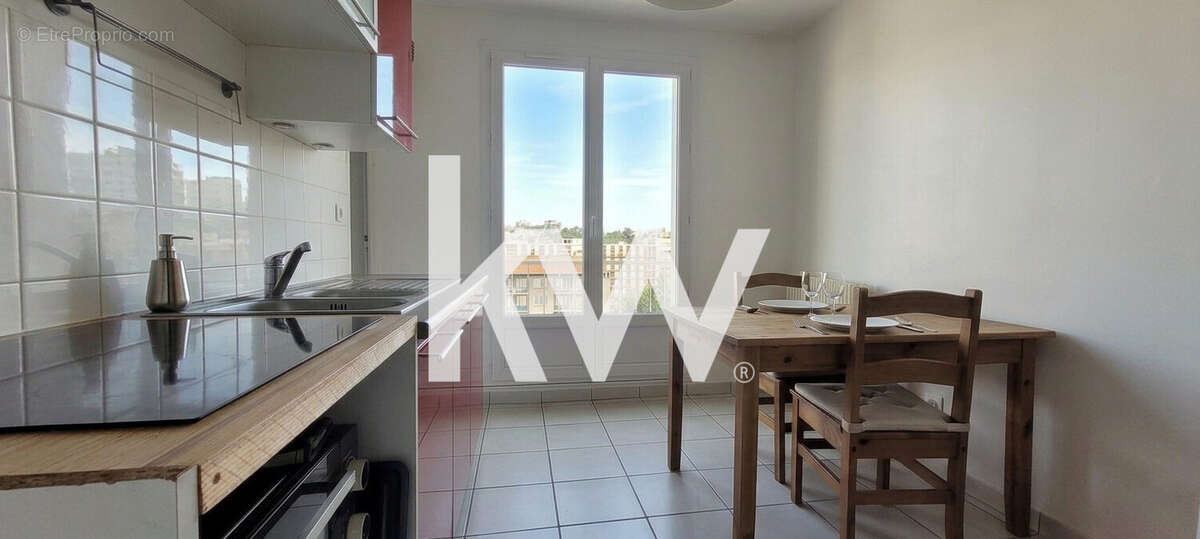 Appartement à SAINT-ETIENNE