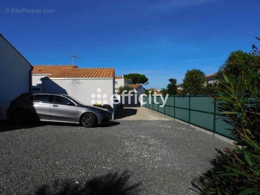 Maison à MESCHERS-SUR-GIRONDE