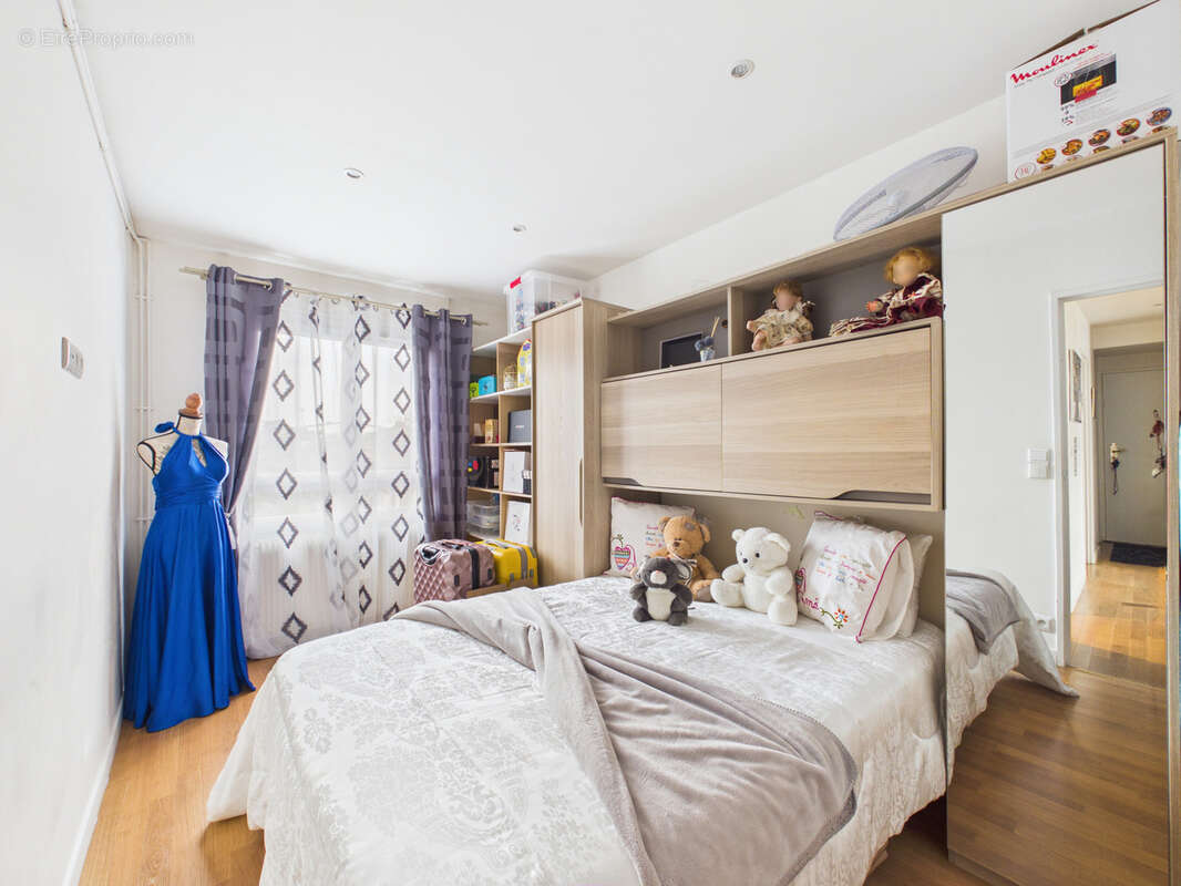 Appartement à SARTROUVILLE