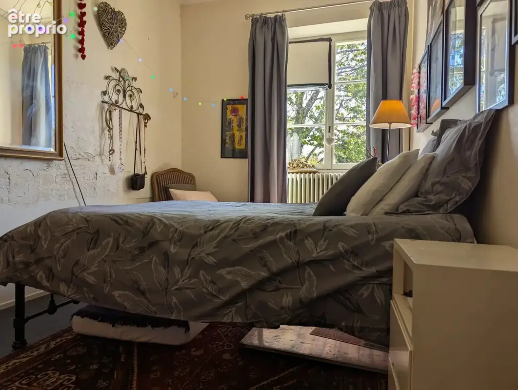 Deux propriétés de caractère au coeur de Montmorillon - photo 9