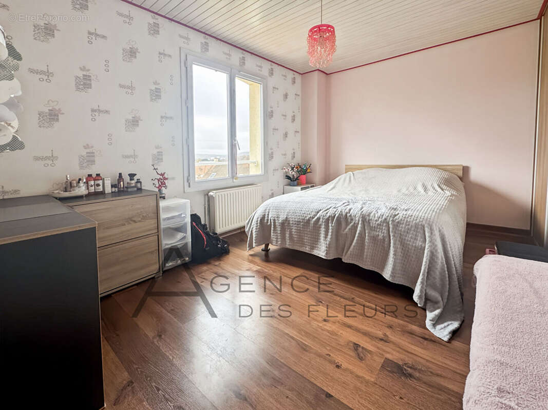 Maison à TOURVILLE-LA-RIVIERE