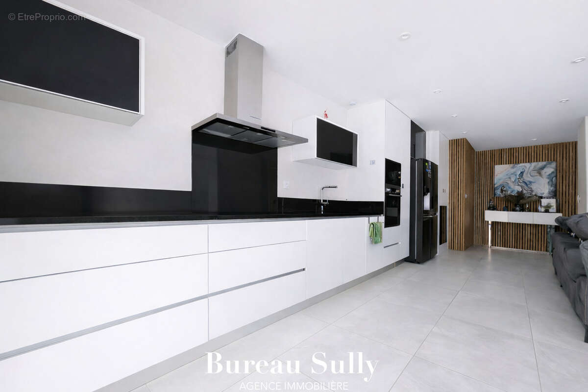 Maison à REVENTIN-VAUGRIS