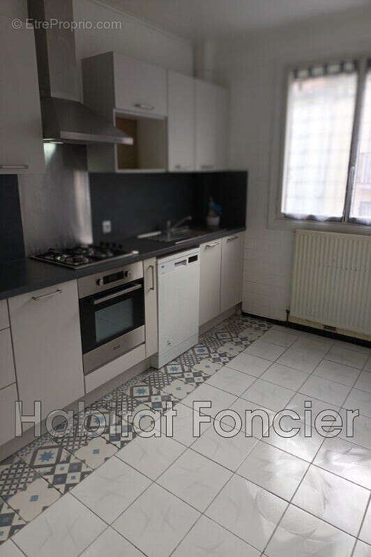 Appartement 76 m² à Perpignan  - photo 2