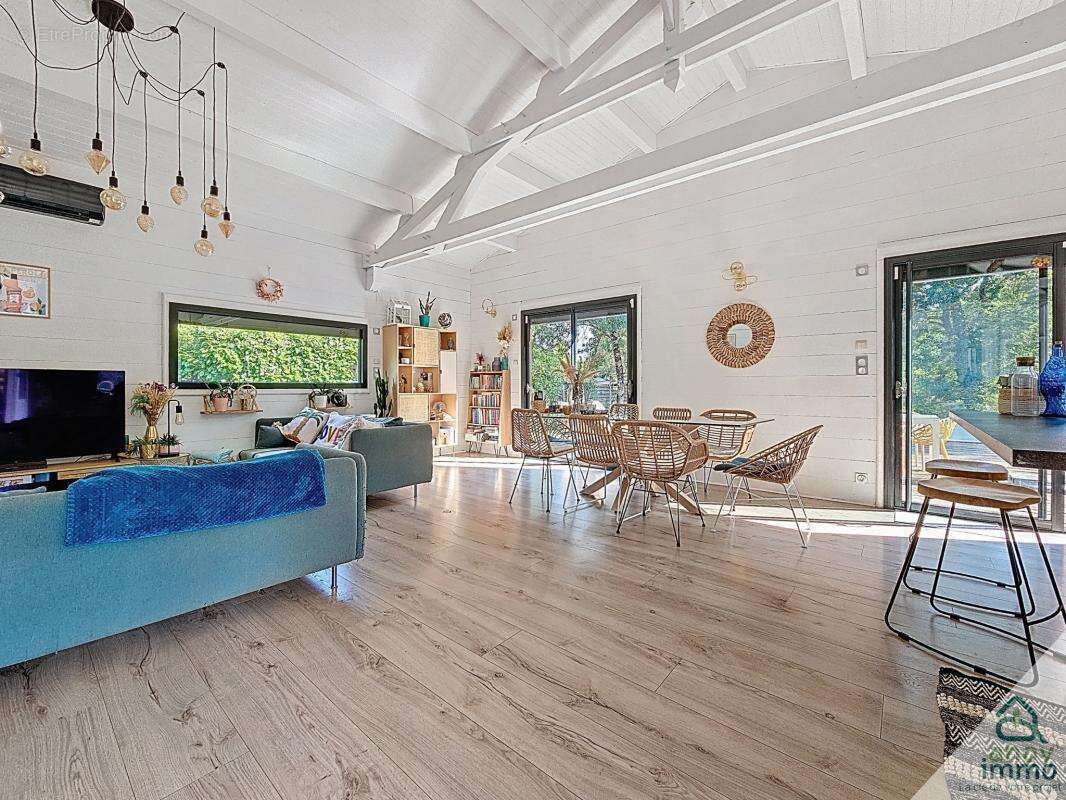 Maison à SAINT-ANDRE-DE-CUBZAC