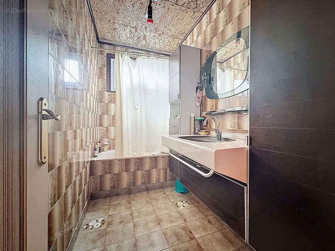 Appartement à VILLIERS-SUR-MARNE