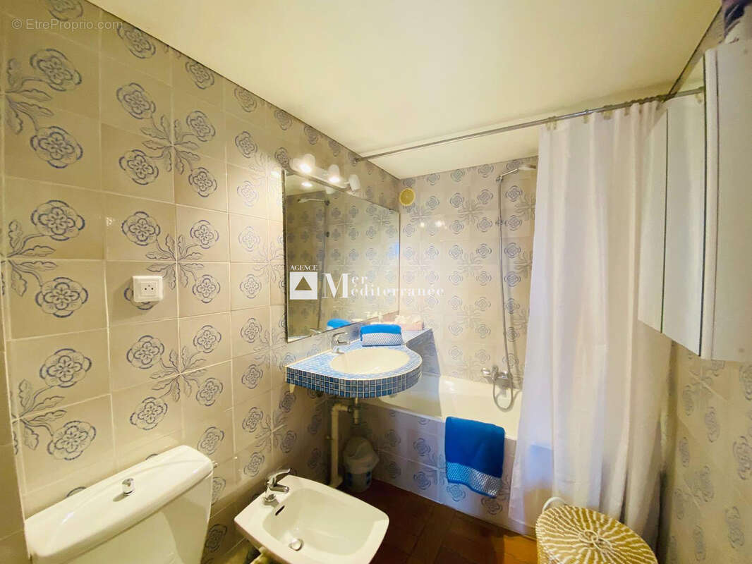 En co-exclusivite jolie maison a vendre a port-grimaud (83310) - photo 16