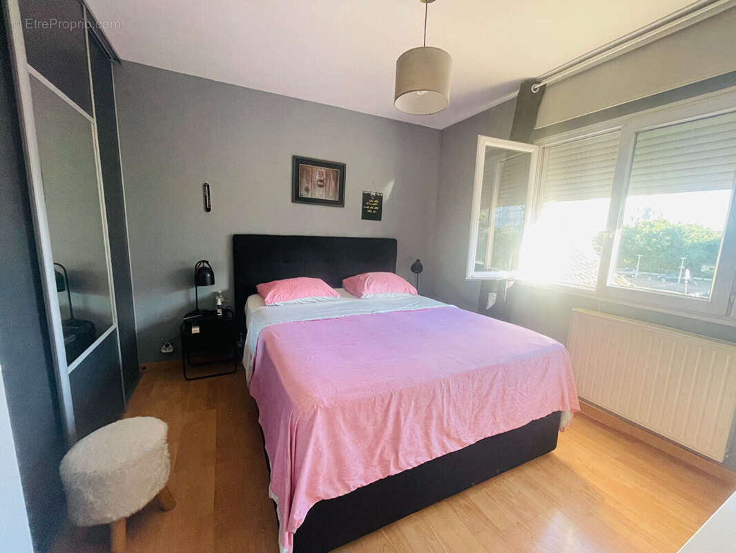 Maison à SARTROUVILLE