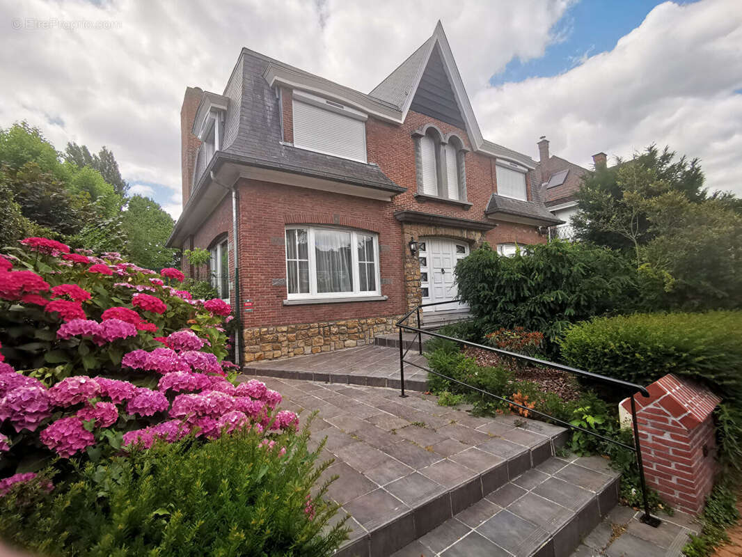 Maison à MARCQ-EN-BAROEUL
