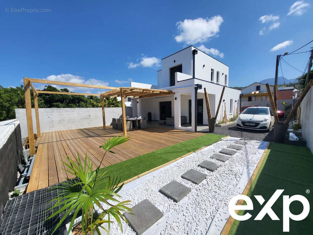 Maison à SAINT-JOSEPH