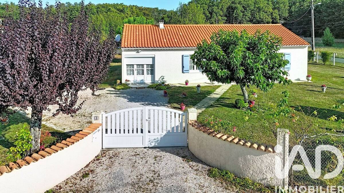 Photo 1 - Maison à SAINT-GERMAIN-DE-LUSIGNAN