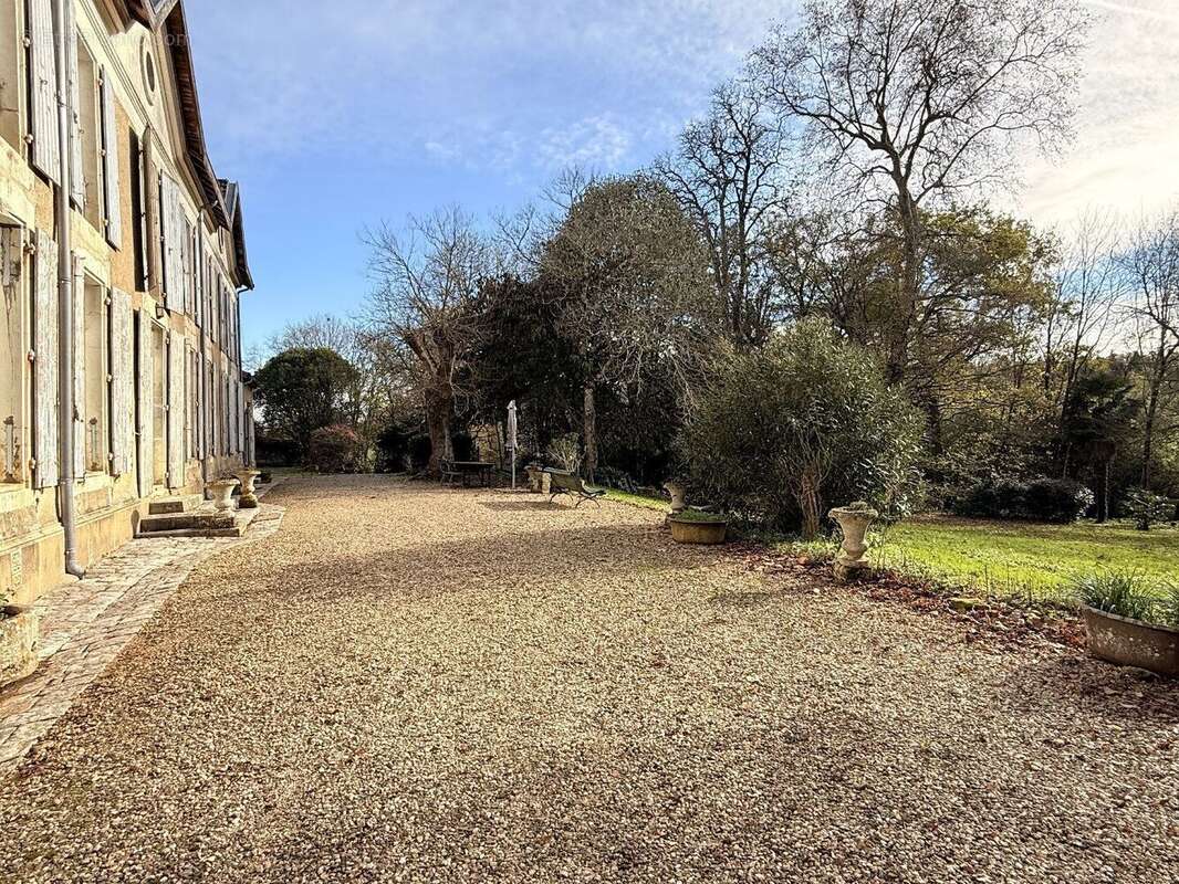 Maison à ORGEDEUIL