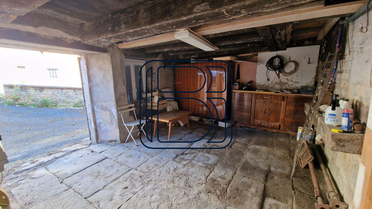 Maison à SAINT-GERMAIN-L'HERM