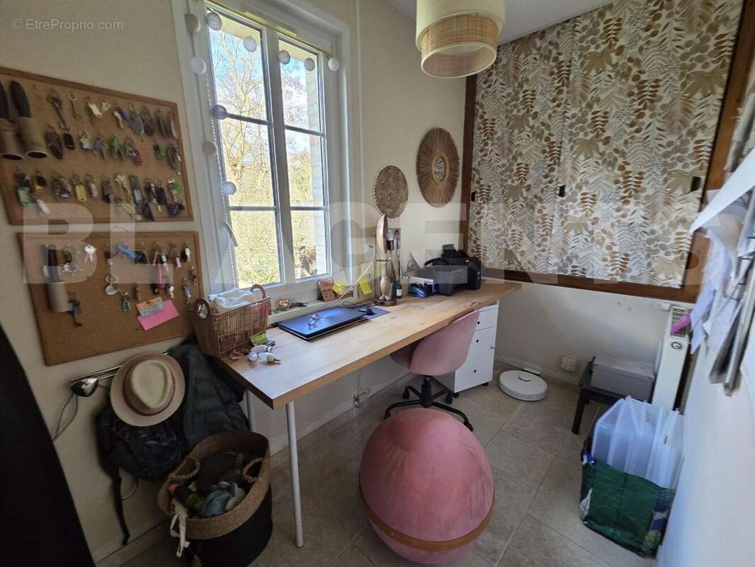 20251121_115827 - Maison à FYE