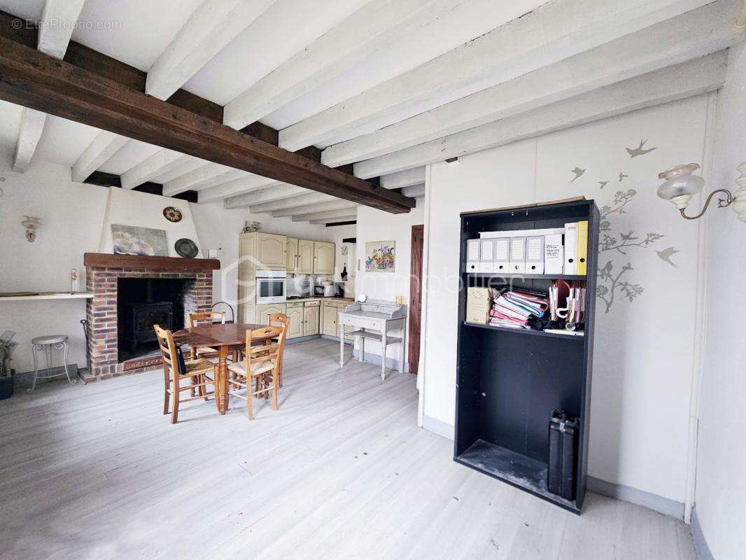 Maison à SAINT-BENOIT-SUR-LOIRE