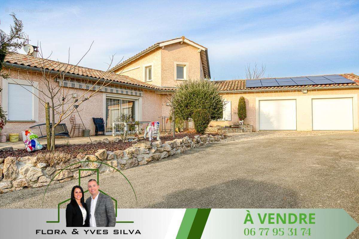 Maison à MONSTEROUX-MILIEU