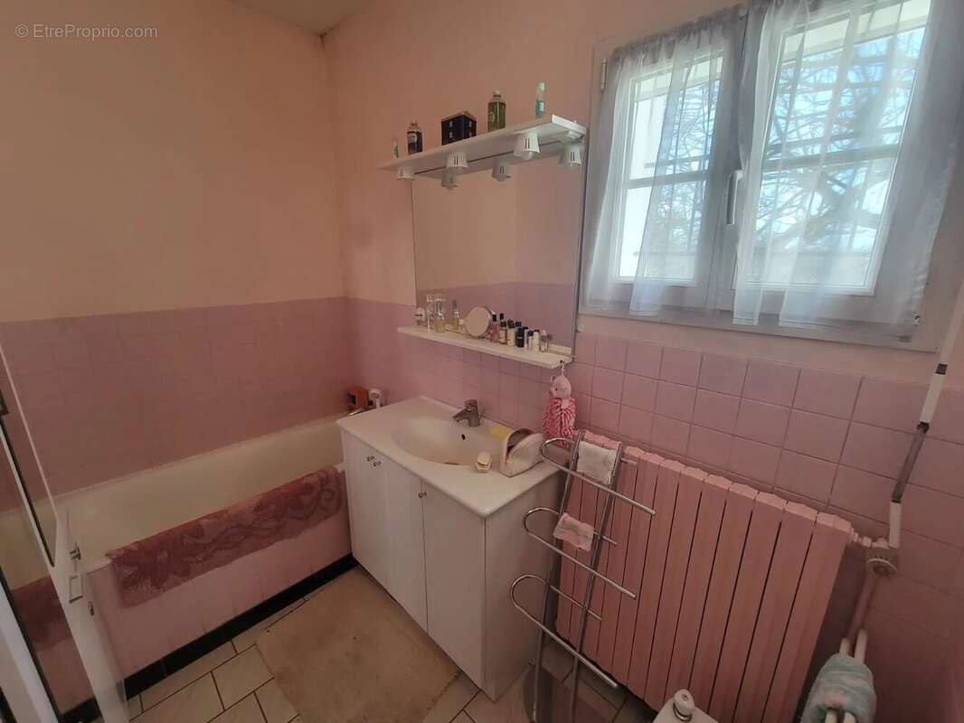 Maison à CHALLUY