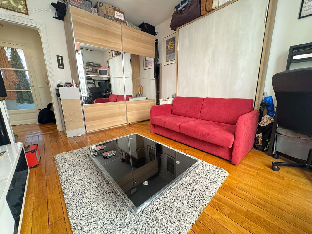 Appartement à PARIS-20E