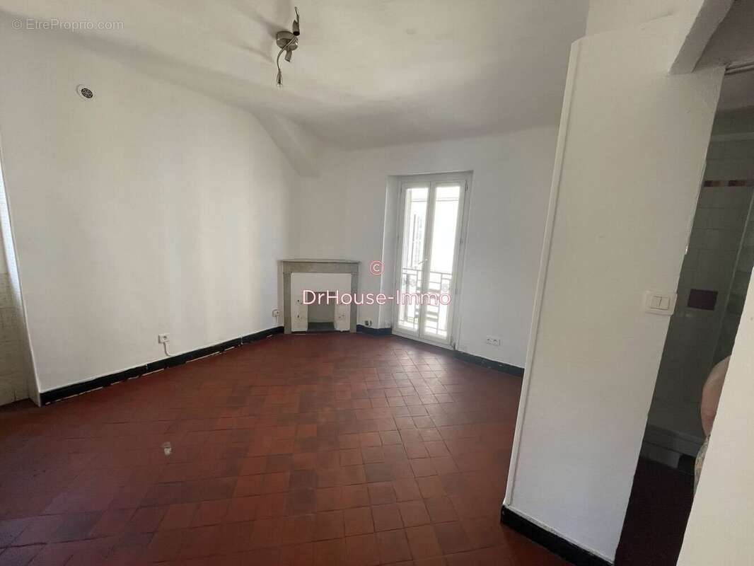 Appartement 26 m² à Toulon  - photo 2
