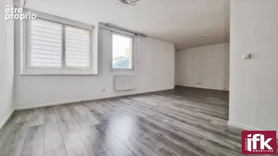 Colmar centre-ville – local de 102,86 m² avec ascenseur - photo 3