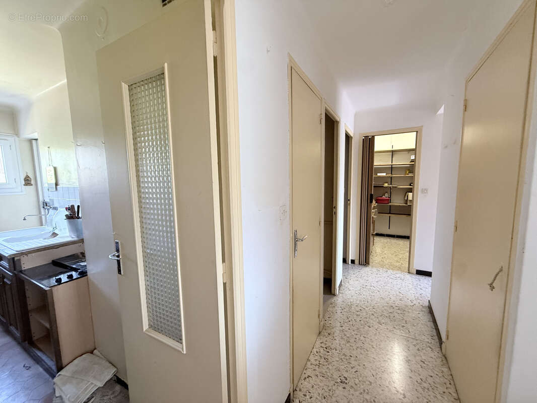 Appartement à HYERES