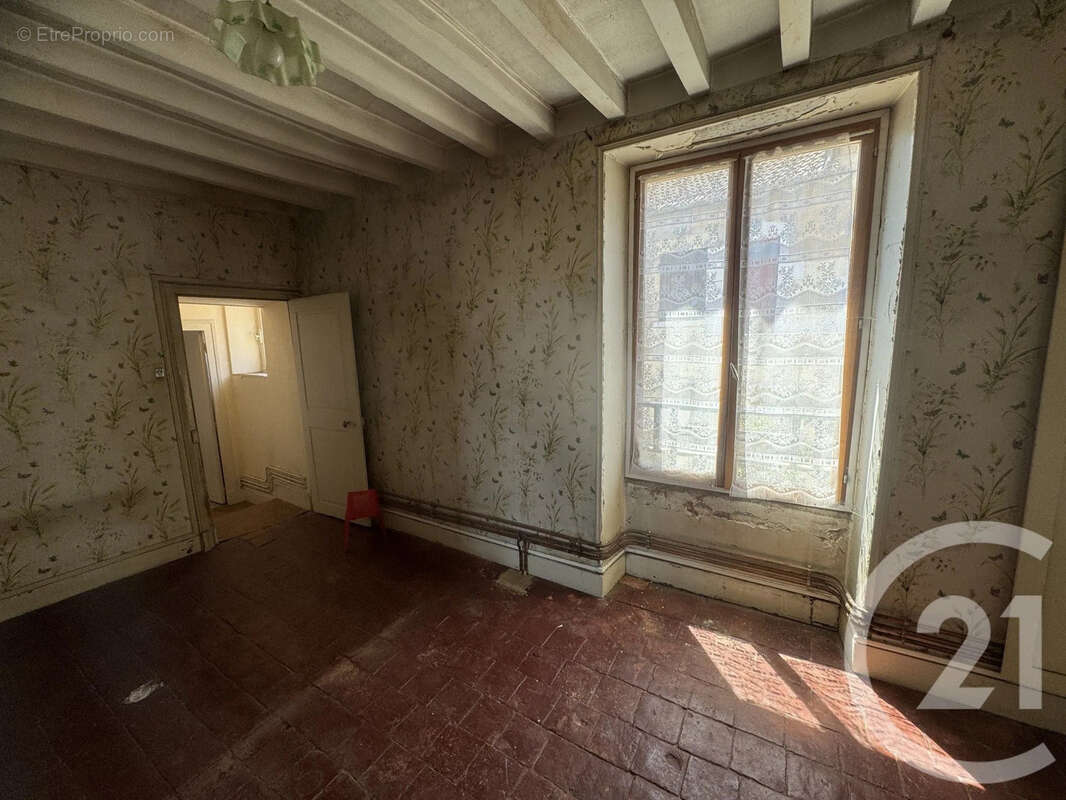 Maison 102 m² à Corvol-L'orgueilleux  - photo 9