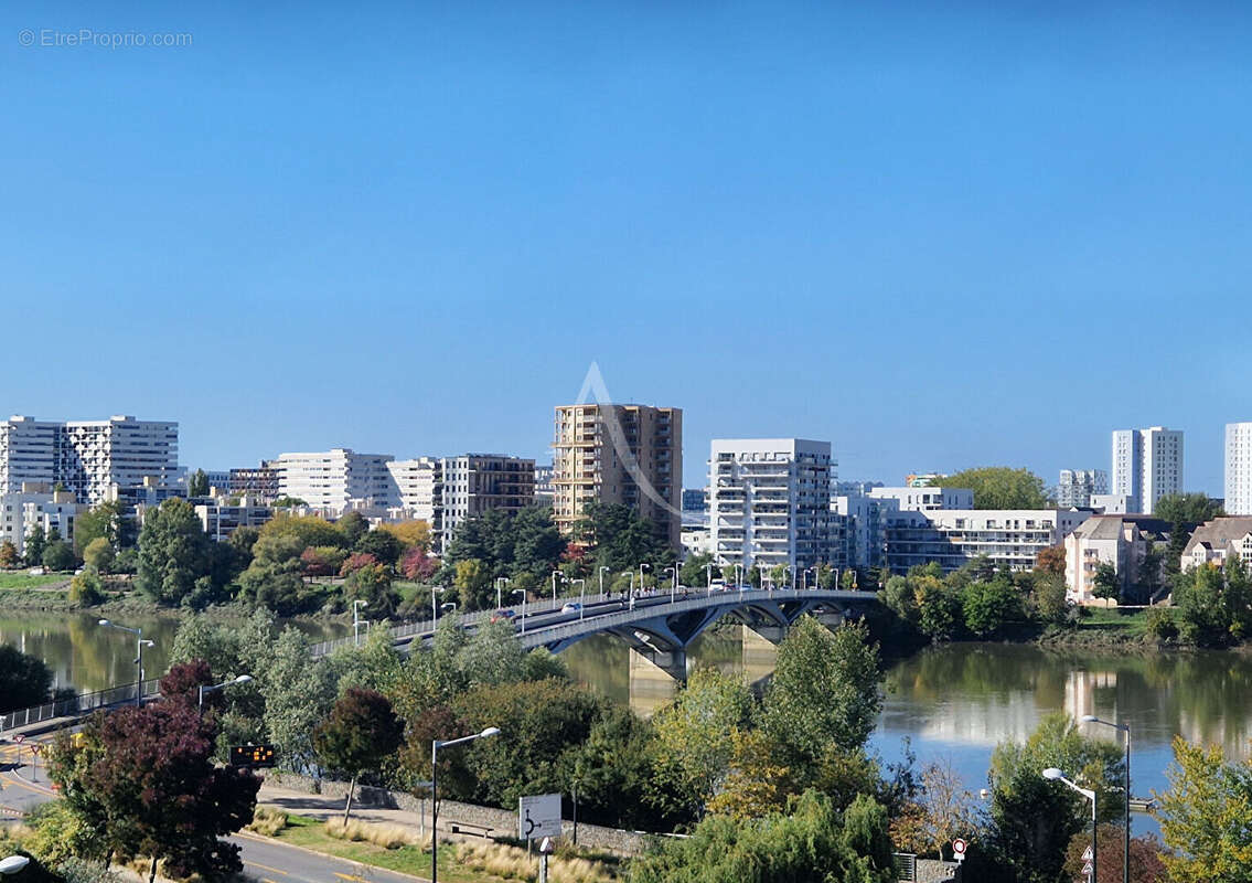 Appartement à SAINT-SEBASTIEN-SUR-LOIRE