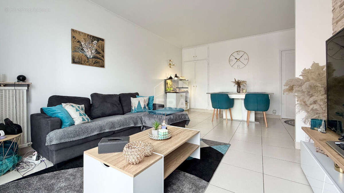 Appartement à CORBEIL-ESSONNES