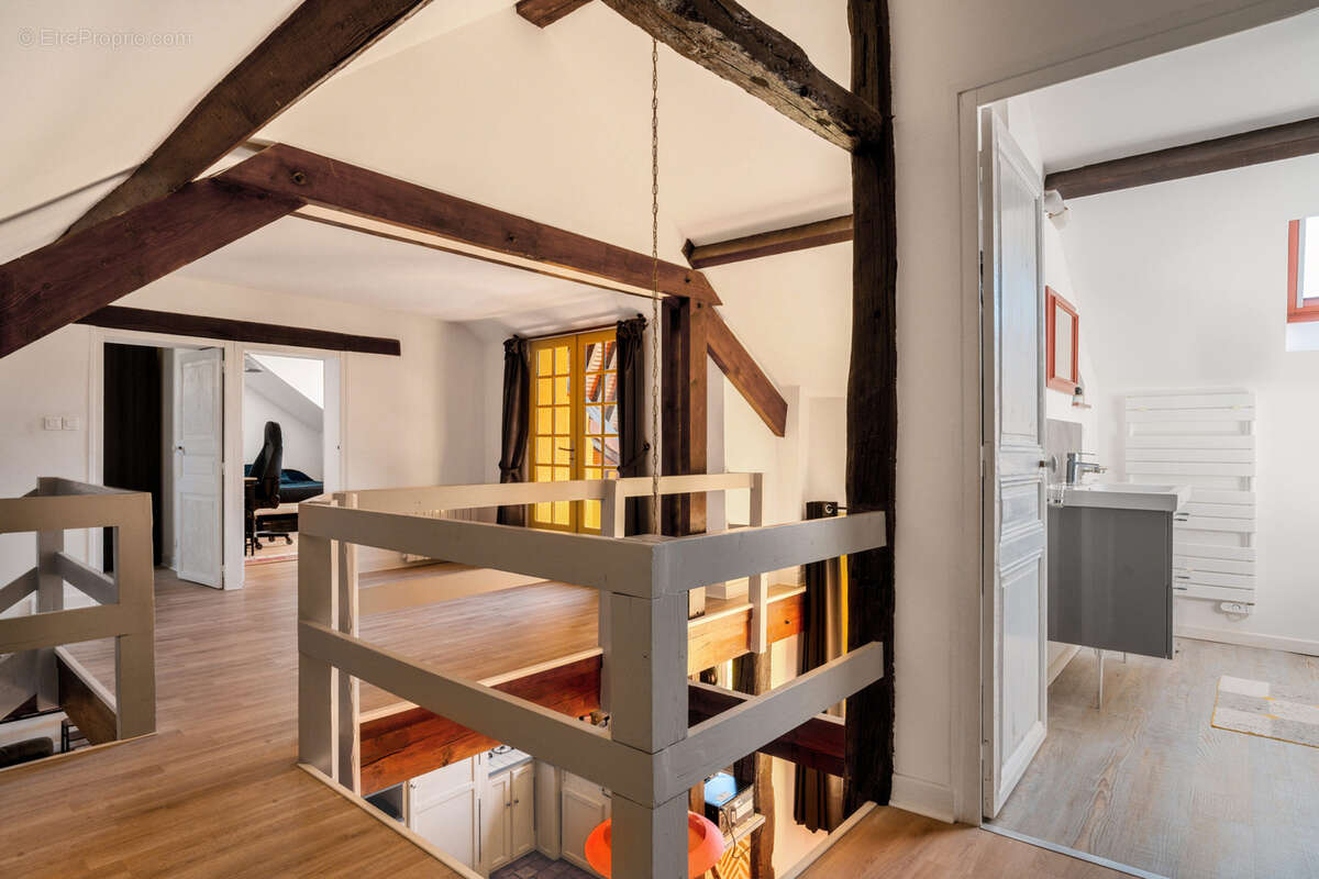 Maison à COSNE-COURS-SUR-LOIRE