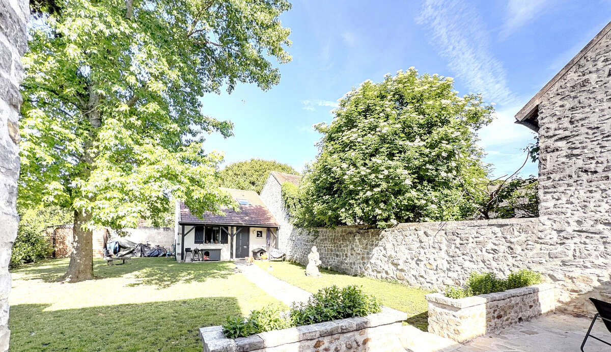 Maison à MILLY-LA-FORET