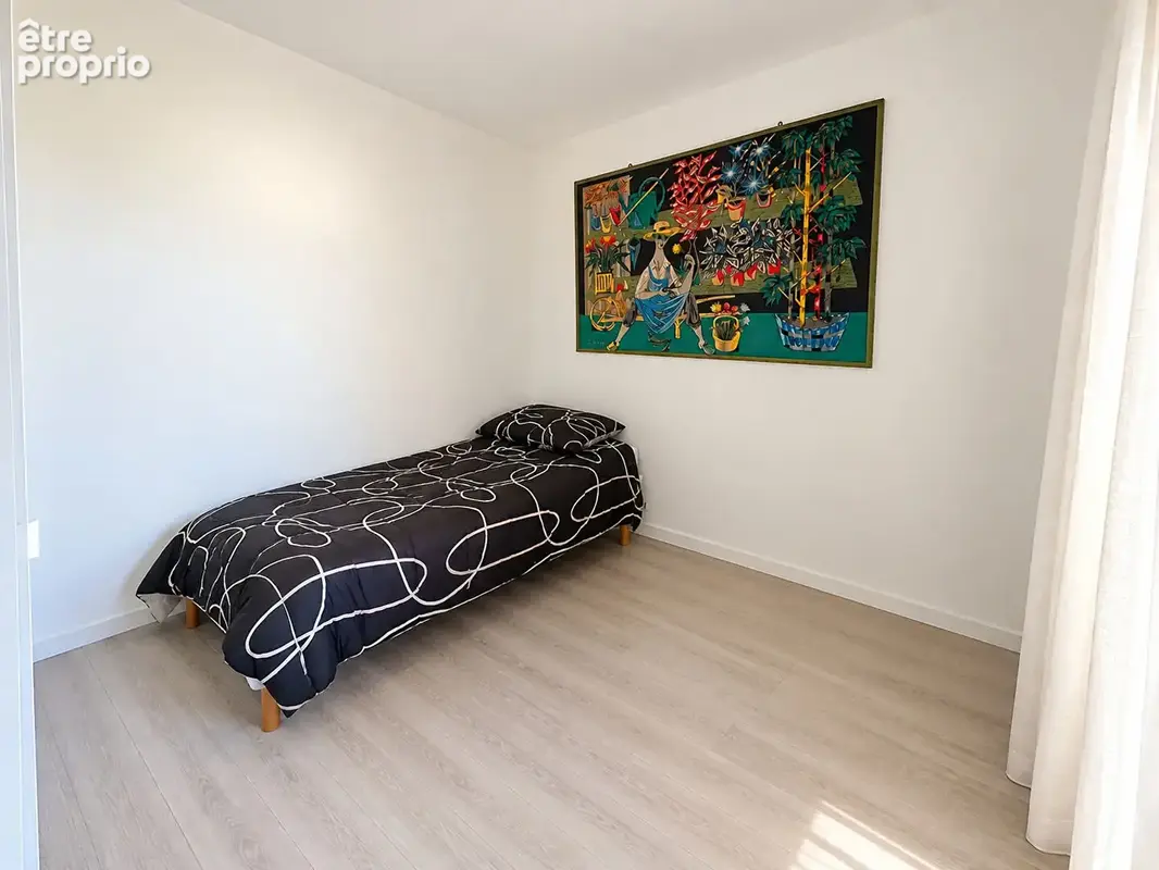 Appartement 3 PIÈCES. Possibilité de remettre en 2 appartements distincts - photo 5
