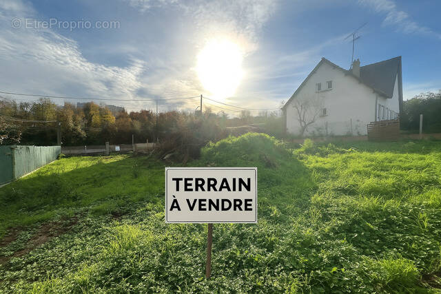 Terrain à PALAISEAU