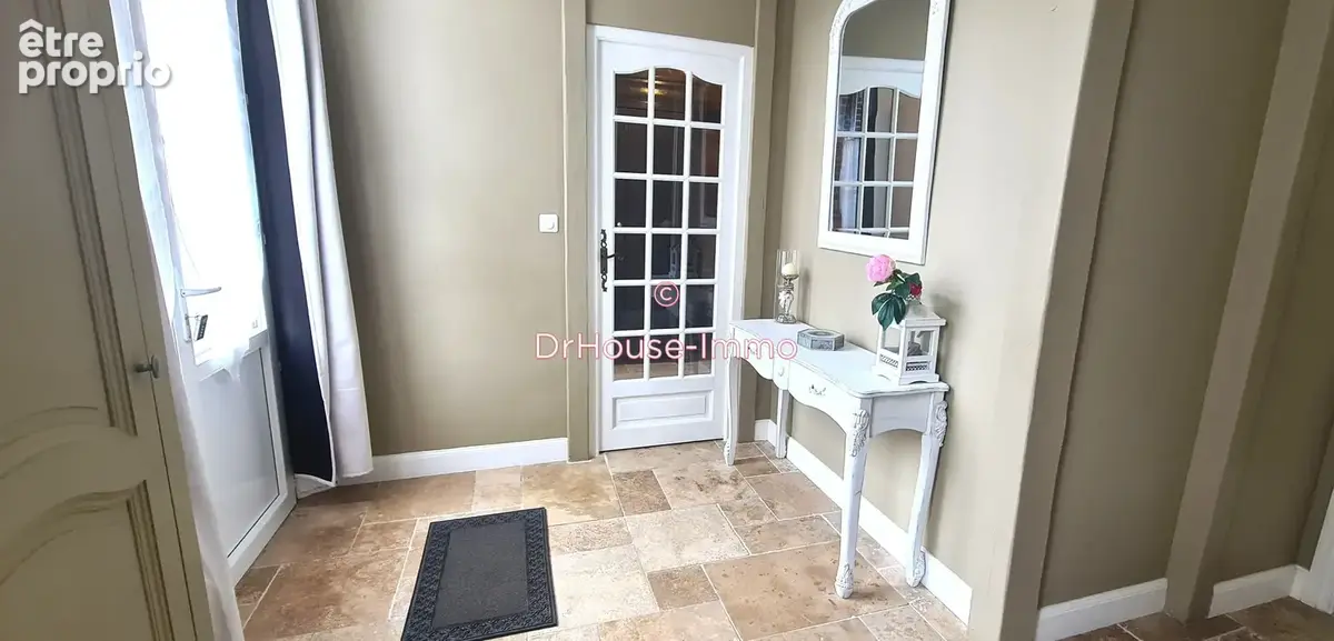 Maison 9 pièces 235 m² à vendre à Chateau-Renard (45220) - photo 20