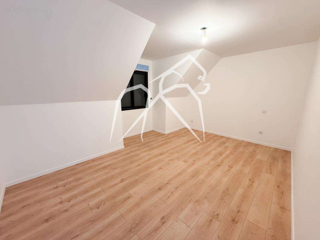 Maison  136 m²  4 chambres dont 2 suites parentales 10mn de Louviers - photo 4