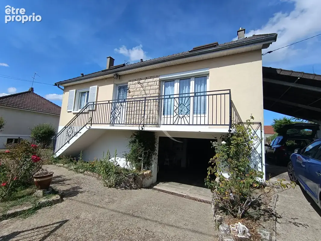 Maison à GARCHIZY