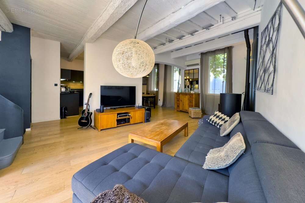 Maison à ROQUEVAIRE