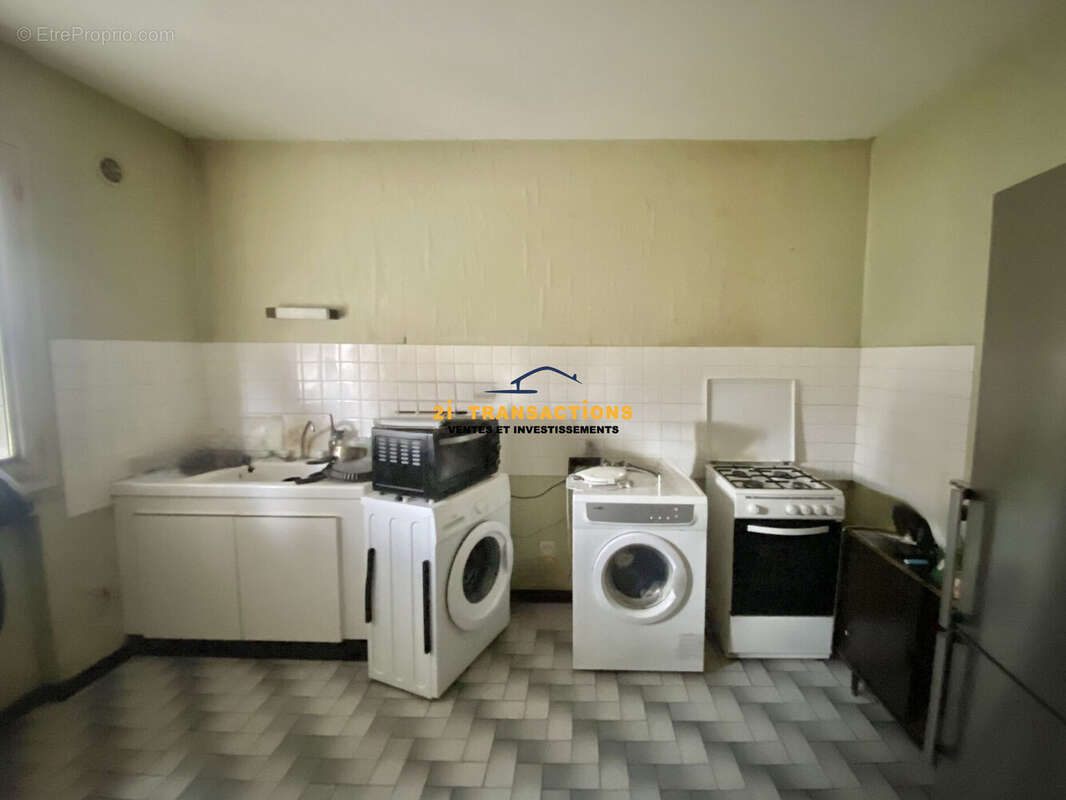 Appartement à SURY-LE-COMTAL