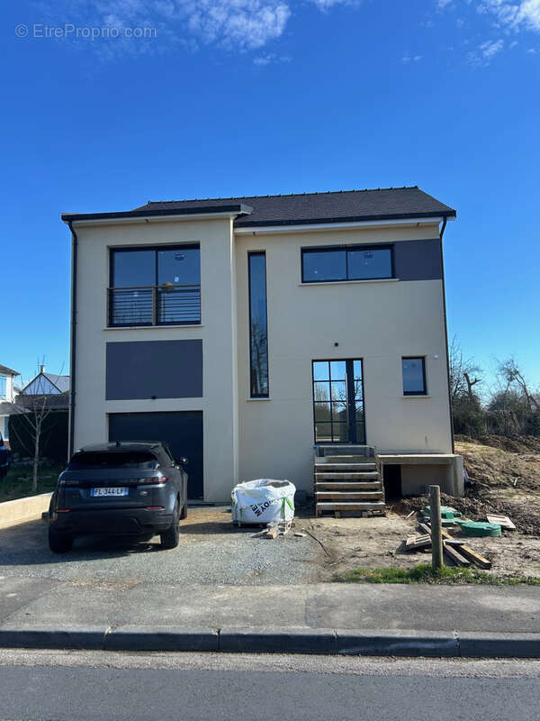 Maison à SAINT-JACQUES-SUR-DARNETAL