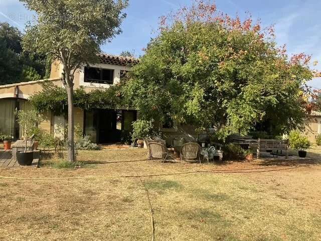 Maison à LA GARDE-FREINET