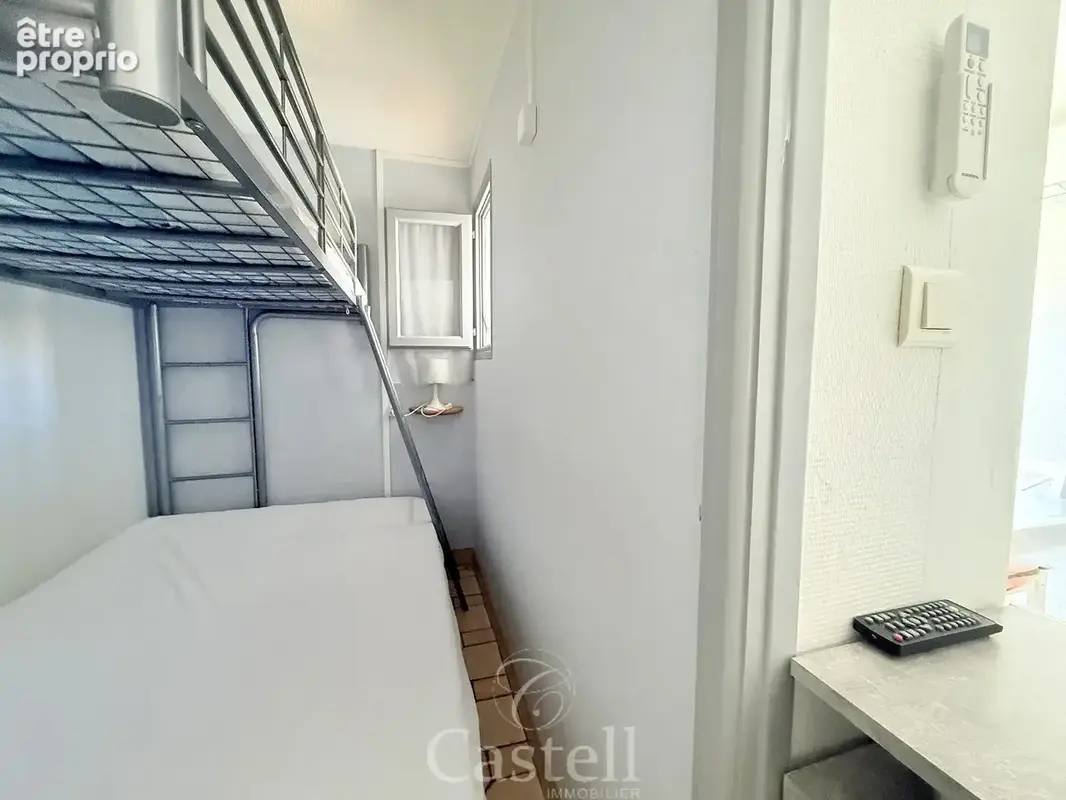 Appartement chambre cabine + parking a seulement 50m a pieds de la plage - photo 4
