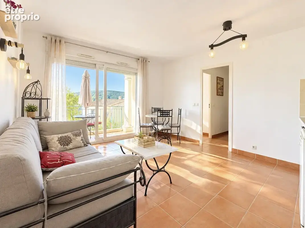 Appartement t2 dans residence avec piscine - photo 2