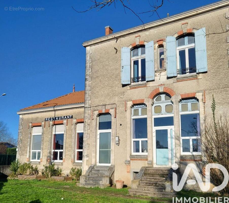 Photo 1 - Maison à MOULIN-NEUF