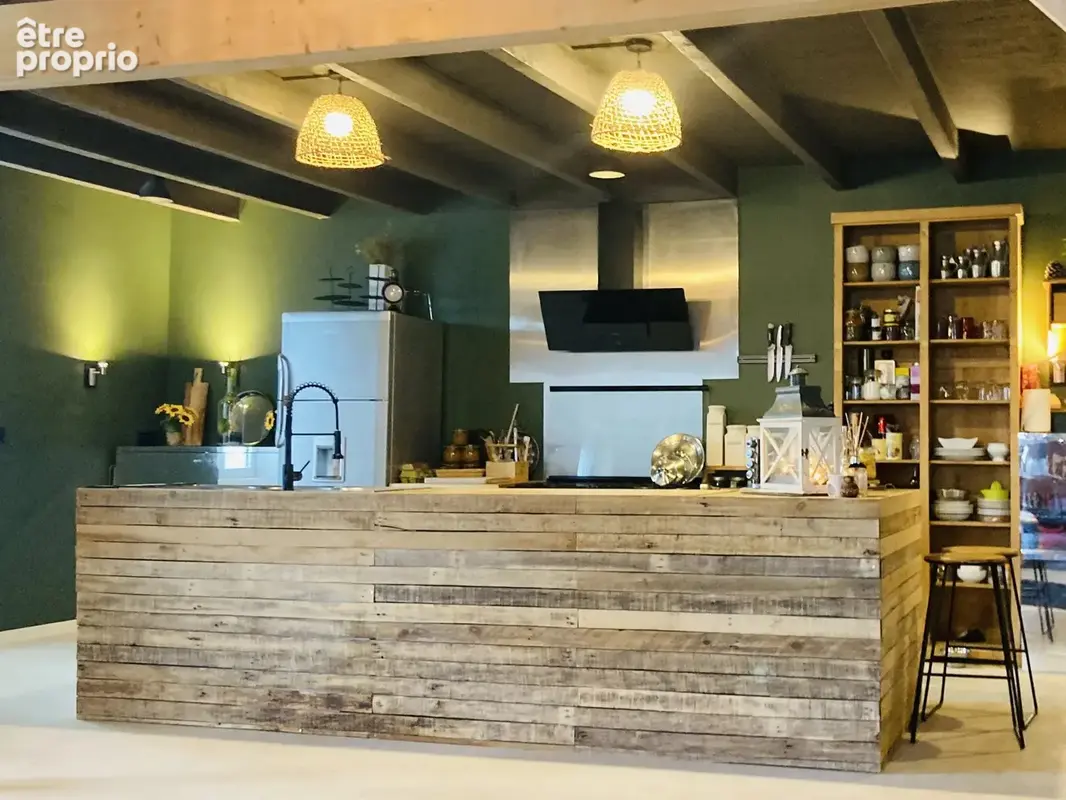 Maison en Pierre de Caractère Rénovée avec Grand Jardin et Potentiel d'aménagement - photo 3