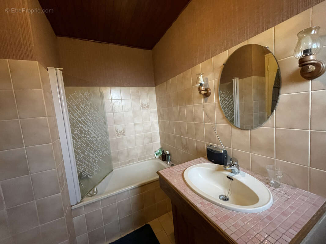 Maison à SAINTE-GENEVIEVE